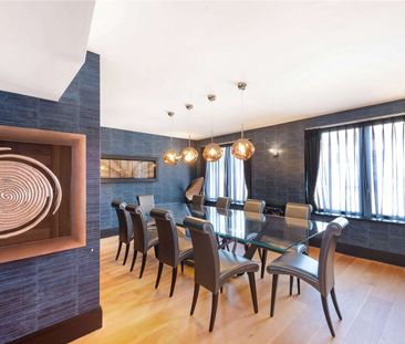 Stylish ultra-modern home with cinema, garden room and impressive h... - Photo 5