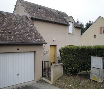 Location Maison 3 pièces 67 m² villentrois-faverolles-en-berry - Photo 1