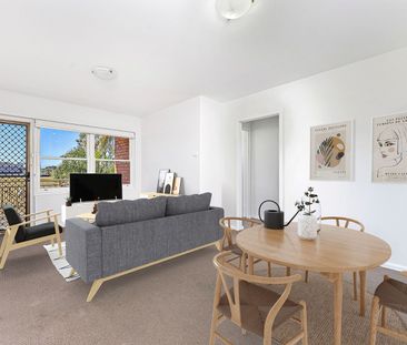 Coastal City Living At Its Best - Photo 2