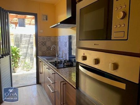 Location Maison 4 pièces 97m² ST PIERRE 97410 - Photo 2