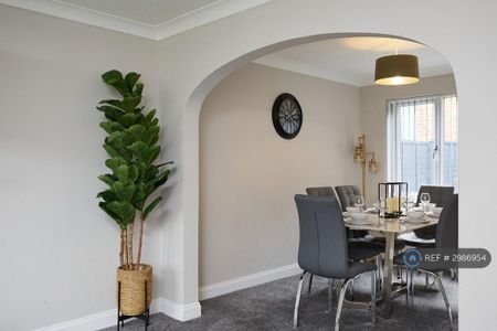 3 bedroom bungalow to rent - Photo 5