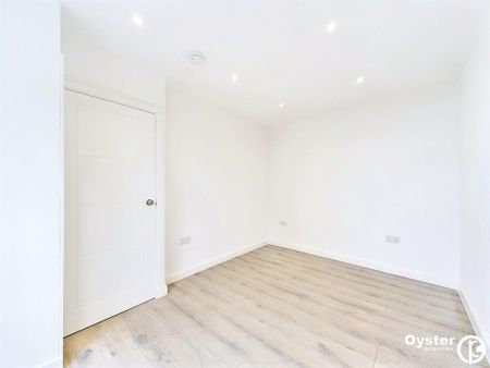 4 bedroom terraced house to rent - Photo 5