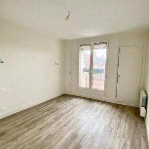 Appartement à louer 2 pièces 47m² - Photo 2