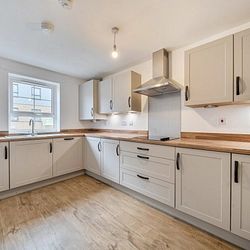 Crusoe Street, Ayleford, ME20 7XU, Kent - Photo 2