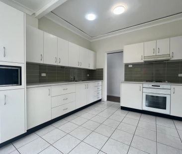 Updated Family Home Located In Moorefield Estate - Photo 2