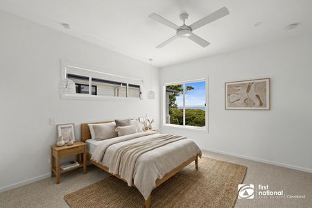 BRAND NEW STUNNING HOME WITH BREATHTAKING VIEWS OF MORETON BAY AND STRADBROKE ISLAND - Photo 3