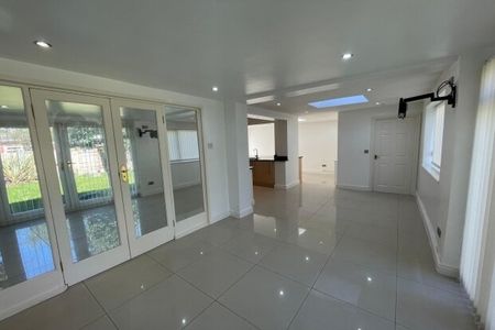 Moorcroft Road, L18 - Photo 3