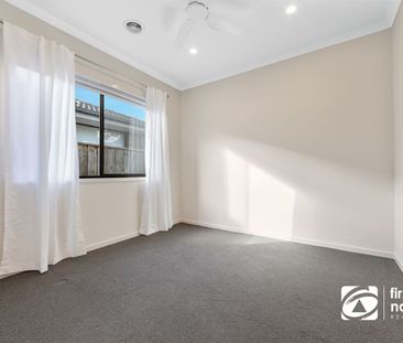 9 Higgins Street, 3336, Fraser Rise Vic - Photo 1