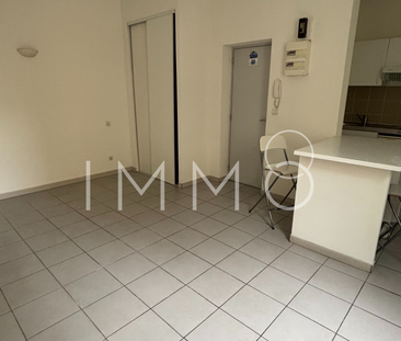 Location Appartement 1 pièce 26m² MARSEILLE 6ème - Photo 5