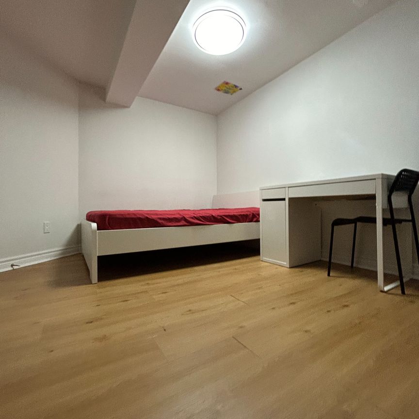 For Lease - 10 Apache Tr Trail Unit# Master Bedroom bsmt, Toronto, Ontario - Photo 1