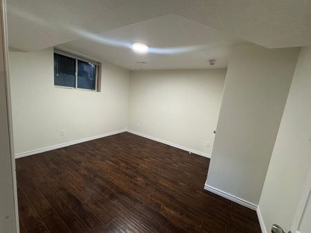 For Lease - 152 Goodwin Drive Unit# Basement, Guelph, Ontario - Photo 5