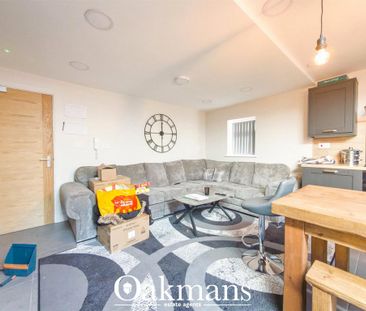 8 bedroom detached house to rent - Photo 2