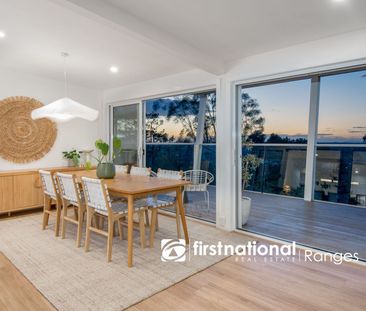 Luxury Living with Panoramic Views - Photo 2