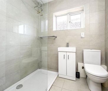 4 bedroom detached house to rent - Photo 5