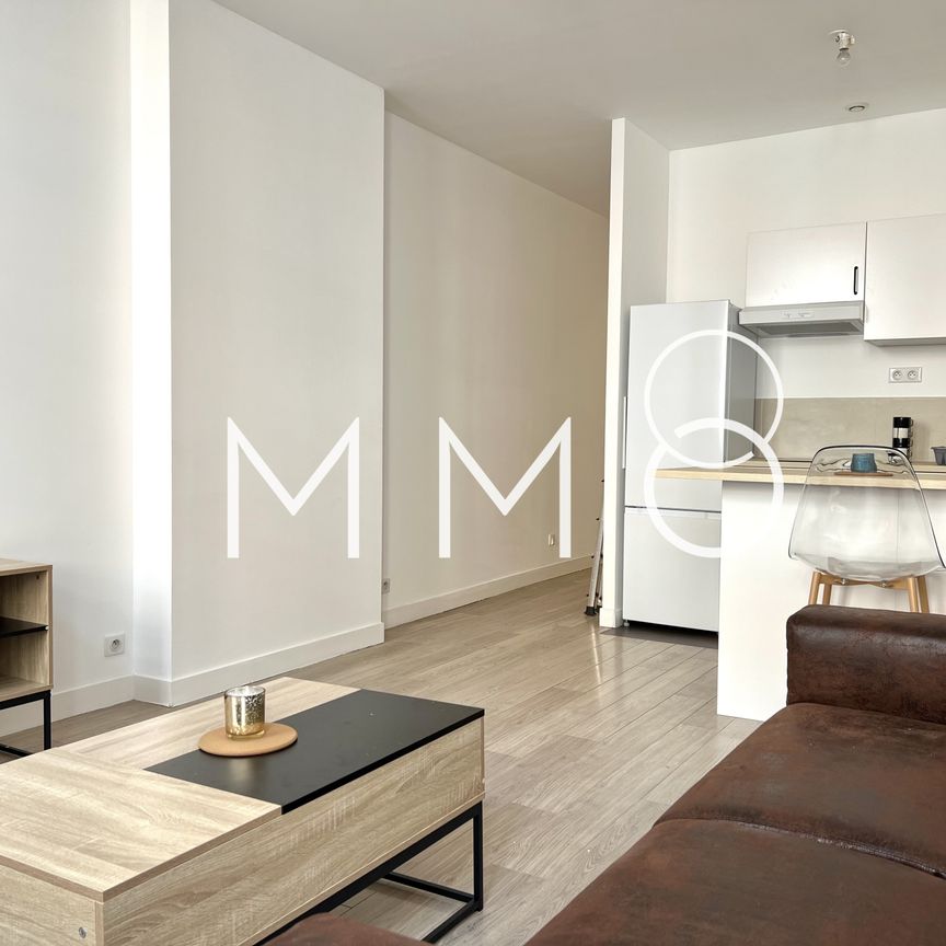 Location Appartement 2 pièces 45m² MARSEILLE 1er - Photo 1