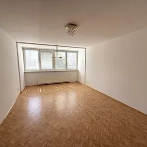 4 Zimmer Maisonetten-Wohnung auf 3 Ebenen in der Straßergasse - Photo 1