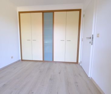 LICHTRIJK EN STIJLVOL 2 SLAAPKAMER APPARTEMENT IN BILZEN! - Foto 6