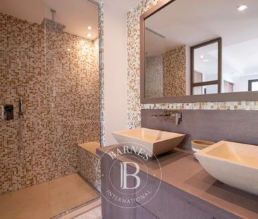 LOCATION SAISONNIÈRE - LA NARTELLE - VILLA MODERNE APERÇU MER -5 CH... - Photo 6