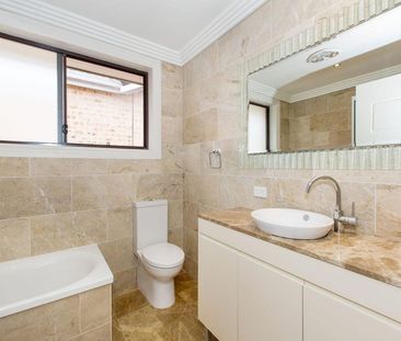 Three-Bedroom Duplex - 6 Month Lease - Photo 5