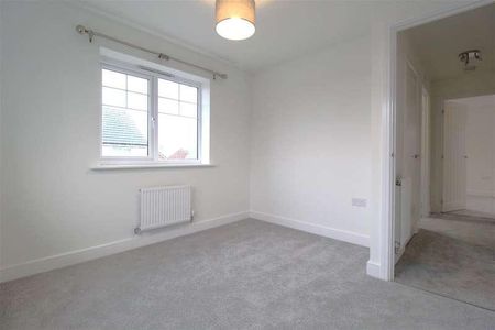 Buttercup Close, Warwick - Photo 4