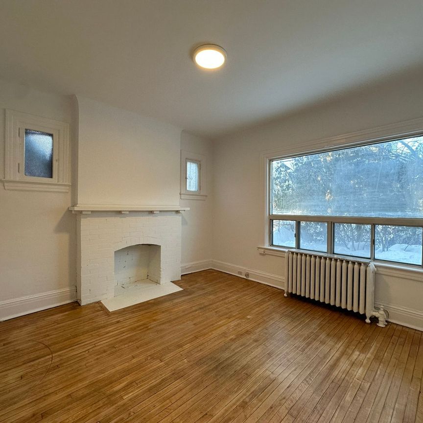 For Lease - 63A Garden Avenue Unit# 1, Toronto, Ontario - Photo 1