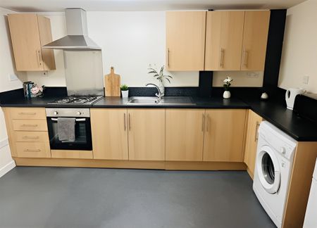 2 Bed Student Accommodation - Photo 5