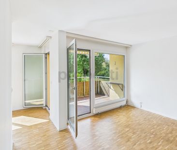 Stadtnahe und moderne 2.5-Zimmer-Wohnung im steuergünstigeren Gockh... - Photo 1