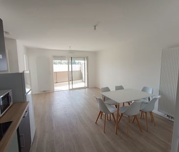 A LOUER - APPT. TYPE 3 MEUBLE NEUF - Photo 1