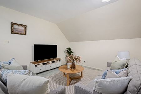 750 Fellowes Crescent, Albury NSW 2640 - House For Rent | Domain - Photo 3