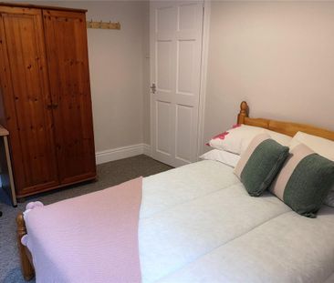 5 bedroom semi-detached house to rent - Photo 5