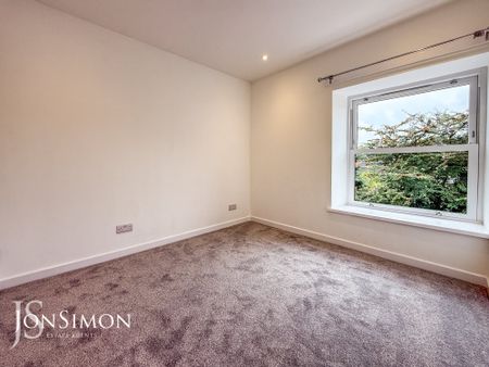 Nuttall Lane, Ramsbottom - Photo 5