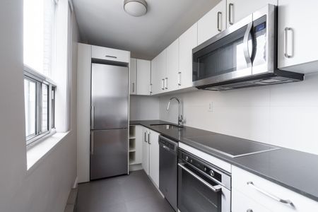 188 Jameson Avenue - Photo 3