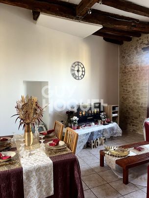 Maison pour les amoureux des vieilles pierres - Photo 1