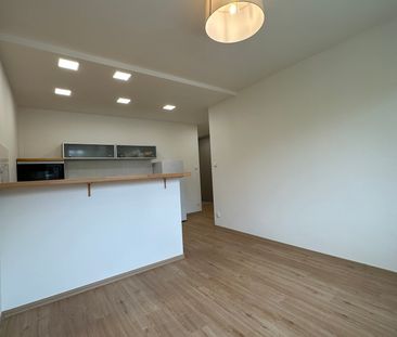 Pronájem bytu 2+kk 41 m², U Hvězdy, Kladno - Fotografie 2