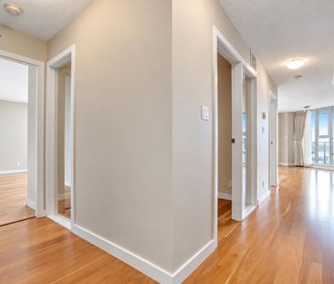 455 Beach Cres apartment — Vancouver, BC (2-Bedroom) - 2 Bedroom - Photo 2