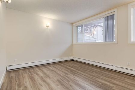Premier Suite - 1 Bedroom - Photo 5