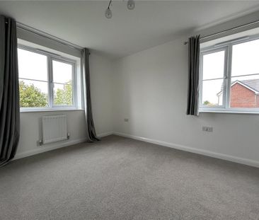 3 bedroom detached house to rent - Photo 3