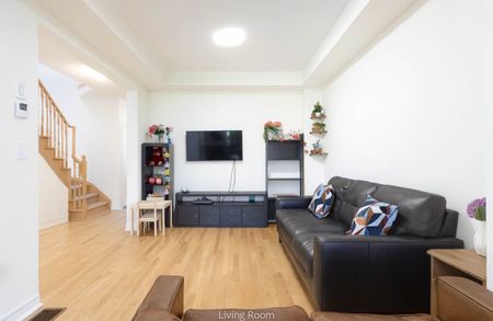 For Lease - 1185 Kettering Drive, Oshawa, Ontario - Photo 2