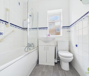 2 bedroom maisonette to rent - Photo 5