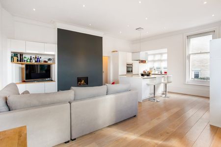 2 bedroom flat to rent - Photo 3