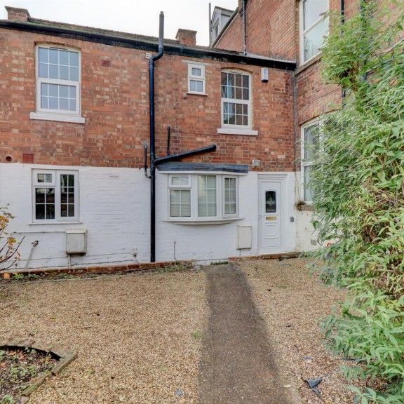 Tachbrook Road, Leamington Spa - Photo 1