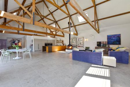 5 bedroom detached house to rent - Photo 3