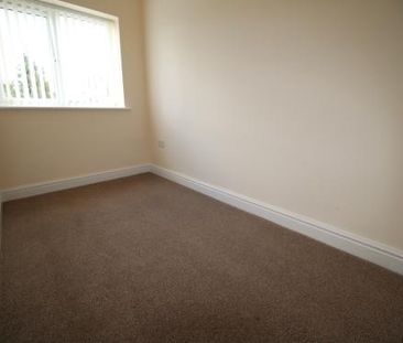 3 bedroom detached house to rent - Photo 2