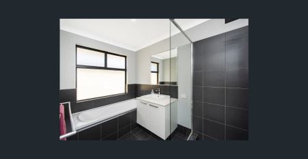 8 Nolan Ln, Dawesville, WA 6211 - Photo 4