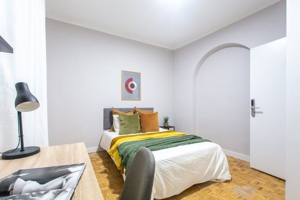 Calle de Ferraz, Madrid, Community of Madrid 28008 - Photo 1