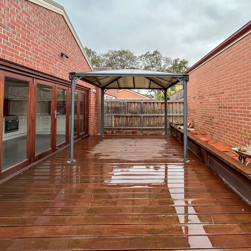 Stylish & Private Living in a Prime Keysborough Pocket - Photo 1