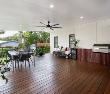 Emerald Beach, 15 Lights Street - Photo 6