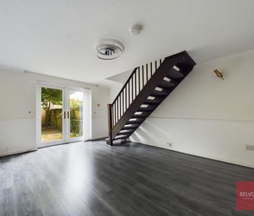2 bedroom end of terrace house to rent - Photo 1