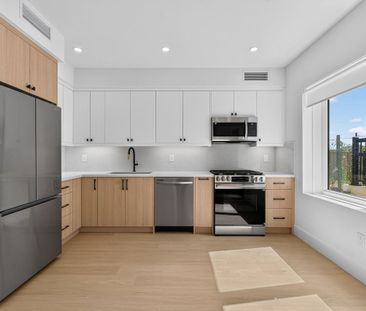 96 Belgravia Avenue apartment — Toronto, ON (3-Bedroom) - 3 Bedroom - Photo 5