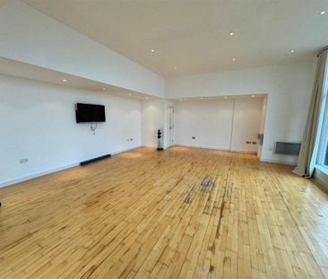 3 bedroom penthouse to rent - Photo 1